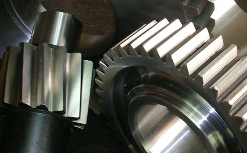 齿轮滚齿轮齿表面粗糙度超过要求及齿厚误差原因